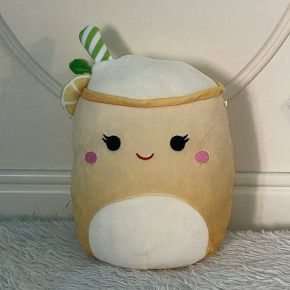 Medina 8” Squishmallow - Picture 1 of 6